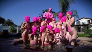 Nude Music Videos
